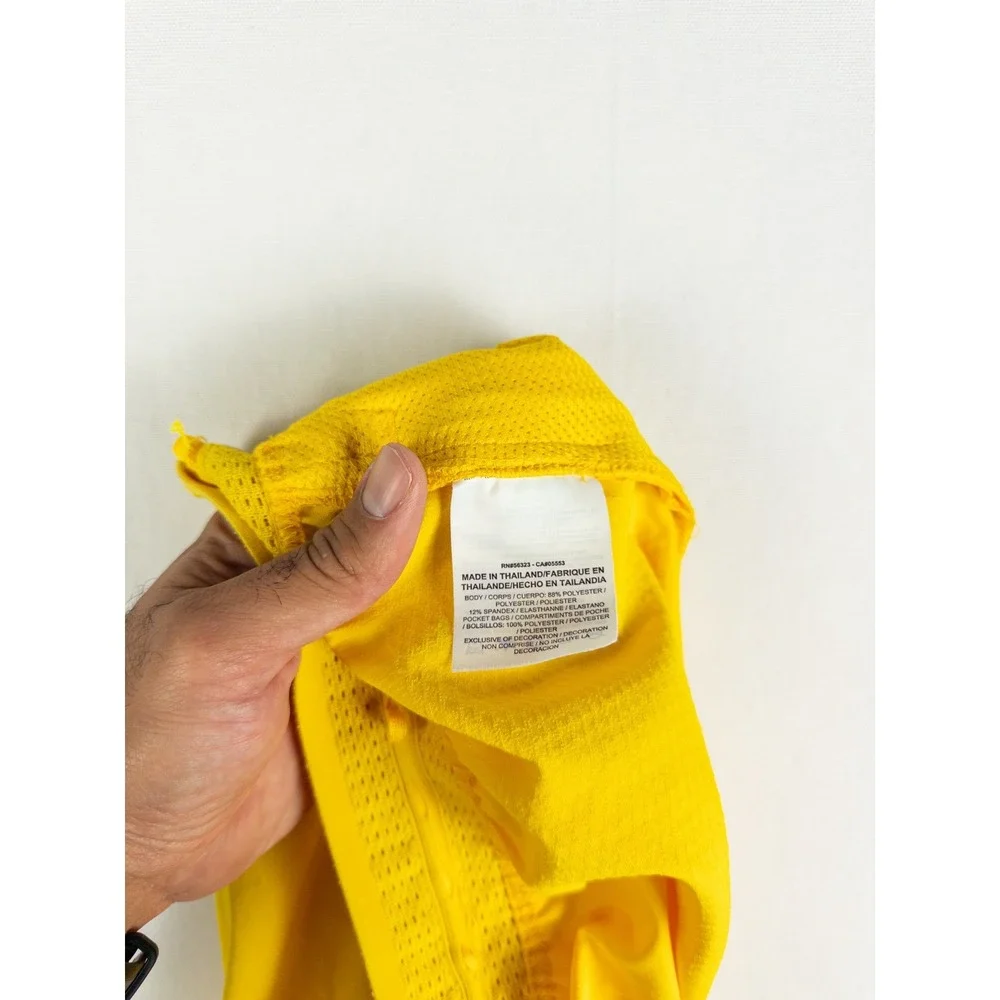 Jordan Brand Michigan Wolverines Basketball Shorts Mens M Yellow Streetwear Athl